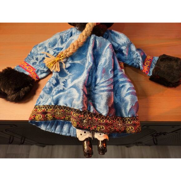 Vintage Russian Porcelain Doll 17.25" Folk Costume Fur Hat - Picture 9 of 10